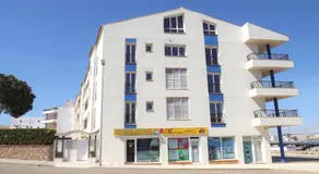 Agradable apartamento totalmente equipado con piscina y jardín | Vistas a la montaña | En la playa - Image 4