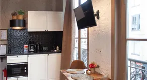 Luxury Suites Meir by Rikas Hotels - Image 3