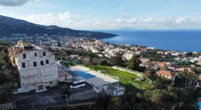 Sorrenthouse - Image 4