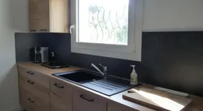 Appartement indépendant dans villa, entre Fréjus et St Raphaël - Image 3