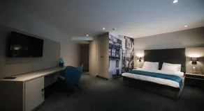 Hotel Bank - Image 5