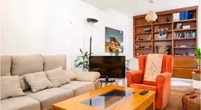 Acogedora Habitacion en apartamento compartido amplio y céntrico - Image 3