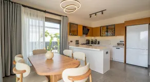 MAVIIE Luxusvilla mit Pool & Meerblick in Yalıkavak Geris - Image 4