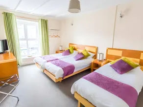 Dunraven Hotel - Image 2
