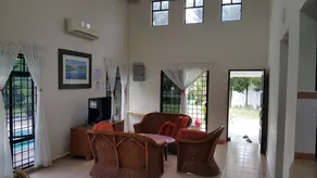 895 Villa @ Freeport - Image 2