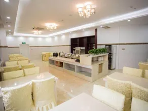 Vatica Hangzhou Linan Qianwang Street Hotel - Image 3