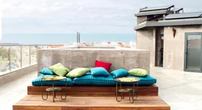 Surfers Lodge Peniche - Image 5
