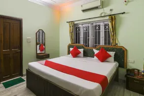 Hotel O Ma Kali Guest House - Image 1