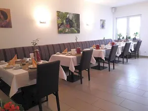 Zum alten Bahnhof - Image 5