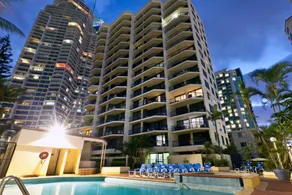Surf Regency - Image 3