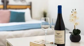 Boutique Suites - Prime Location Old City - Image 3