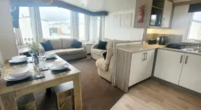 Golden Palm Getaway's PG143 - Image 3