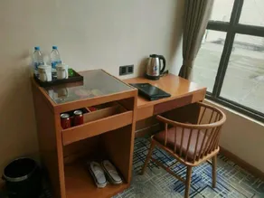 Kaishan Holiday Hotel - Image 5