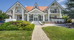 Hotel Clariss - Image 2