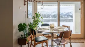 Fjord view apartment in Ålesund with free parking - Image 3