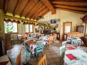 Serene Chalet in Antey-Saint-André near Ski Area - Image 2