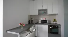 Diseñado apartamento Val con bañera de hidromasaje y sauna para dos personas. - Image 5