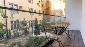 Silver Luxury Suites - Image 5