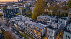 Klimt Townhome Vacation Rental - Image 5