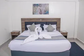 Waffles Suites - Image 2
