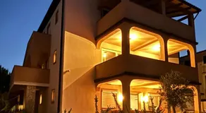 Sea Sage Suites - Image 3