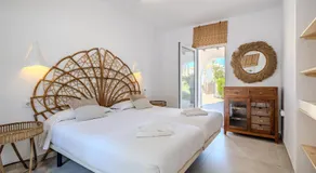 Urbanización El Oasis, 20 Villas en 1ª Línea Playa - Image 5
