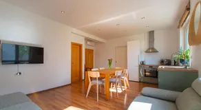 Vivalio Coast Apartments II - Image 2