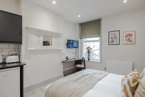 Tooting | Suburban Studio - Image 2
