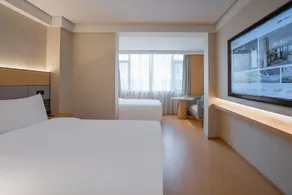 Ji Hotel Shanghai Lujiabang Road Metro Station - Image 2