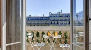 CIA - Luxurious Flat on Champs-Élysées - Image 4