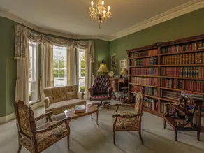 Montfort Manor Bed & Breakfast - Image 2