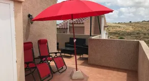 adosado con piscina a 10 minutos de Alicante - Image 3