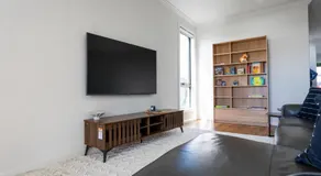 Macarthur Stay - Spacious 4BR Home with Outdoor Area - Image 2