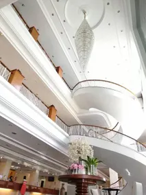Green World Palace Hotel - Image 2