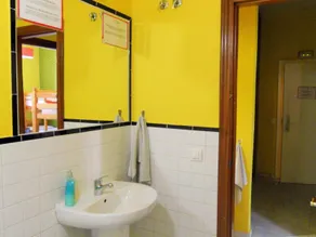 Hostal Samay Sevilla - Image 2