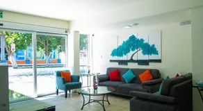 Relax Inn Suites - Image 4
