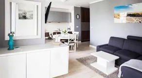 Apartamenty Aquamarina by Noclegi Renters - Image 2