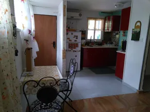 הבית הירוק - Green House - Image 2