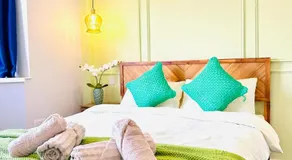Livo Executive Suite near Bexleyheath Train - Image 2
