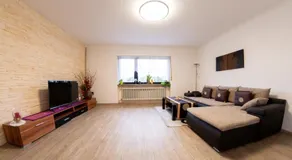 may-homestay-saar - Image 2