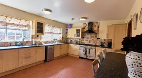 Castle House - Image 5