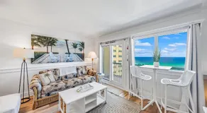 Stunning condo in Pinnacle Port, Panama City Beach - Image 2