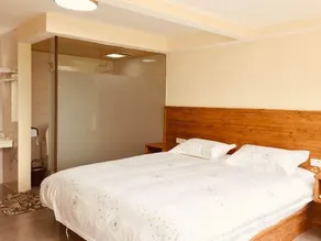 Fengyin Inn - Image 2