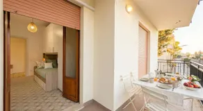 150m from the Sea - AC WiFi Balcony Sleeps 6 - Image 3