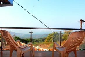 3BHK Villa with Amazing Sea View for Big Group - Image 5