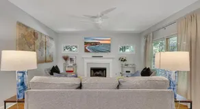 Cozy home w fireplace & patio World Cup Ready - Image 4