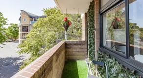 A'nB Oxford LUX 2-Bedroom plus private parking 5-STAR Central OX1 - Image 3