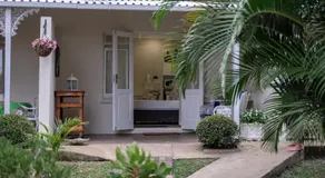 Eight Palms - Image 2