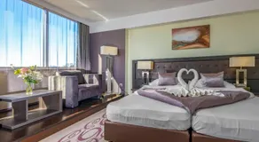Gunaras Resort Spa Hotel - Image 2
