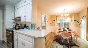 5BD Eclectic Home Lubbock BBQ Downtown 10mins - Image 5